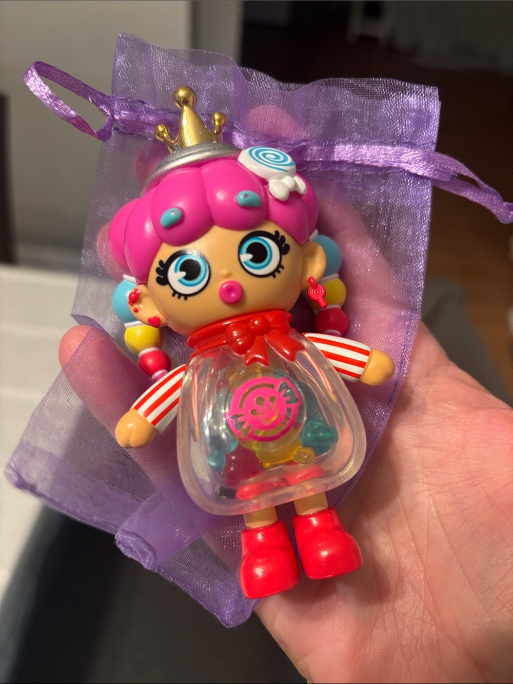 XOX kweenie quirky queens 4.5” keen of suga doll figurine